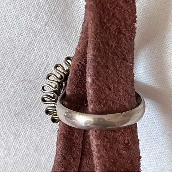 ✨Sterling Daisy Ring Opal Gold Flower Summer Vintage 925  7.5 Ring India - Picture 2 of 4